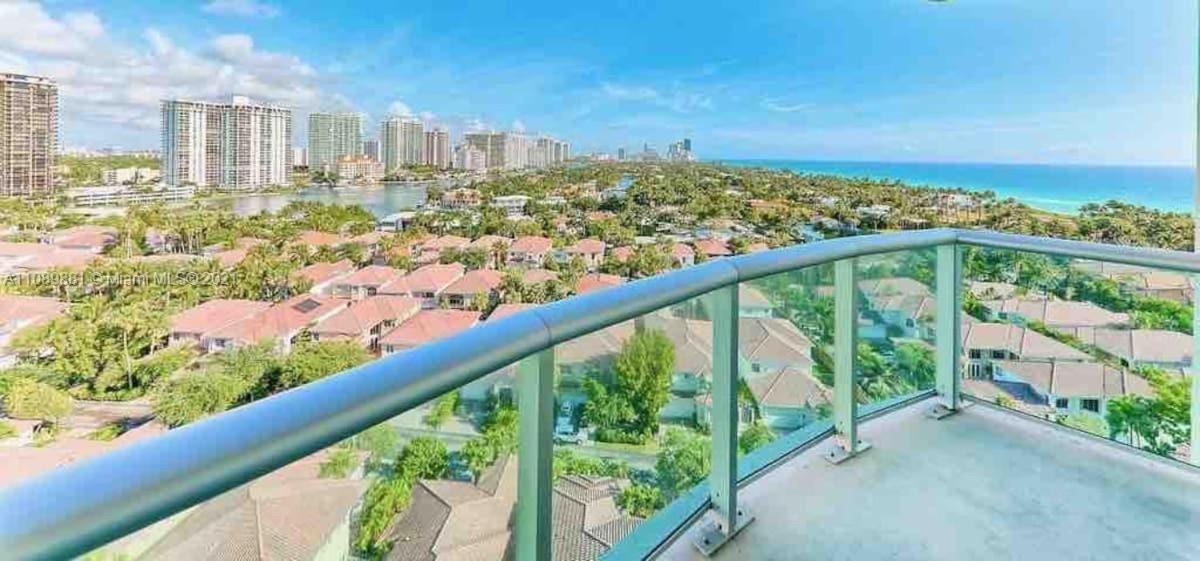 Breathtaking Ocean View! 15Th Floor Apartment Miami Beach Exterior foto